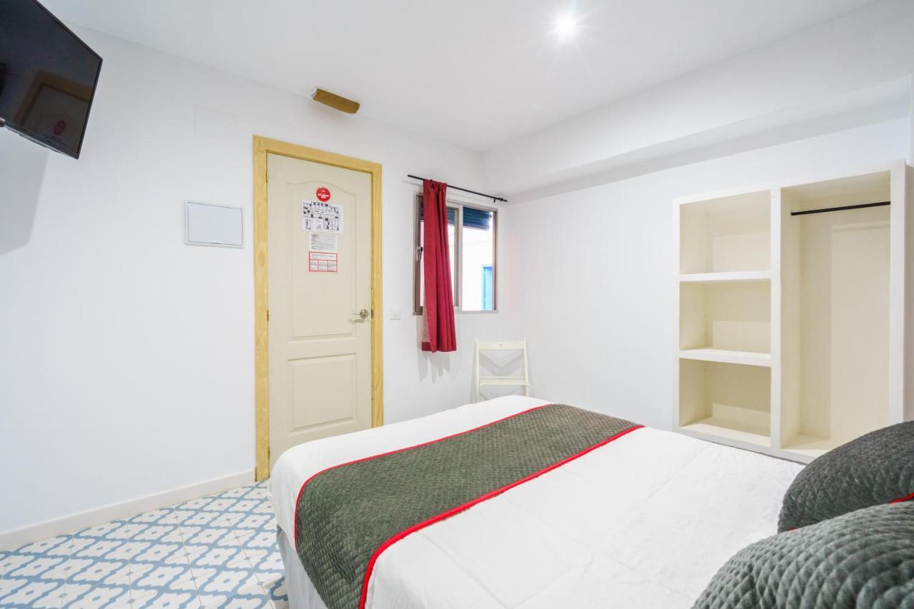 Pension Riad Mediterraneo Barbate Buitenkant foto